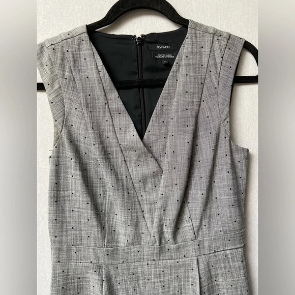 RW&CO  tailored fit and flared grey polka dot dress Sz 4 - Picture 5 of 11